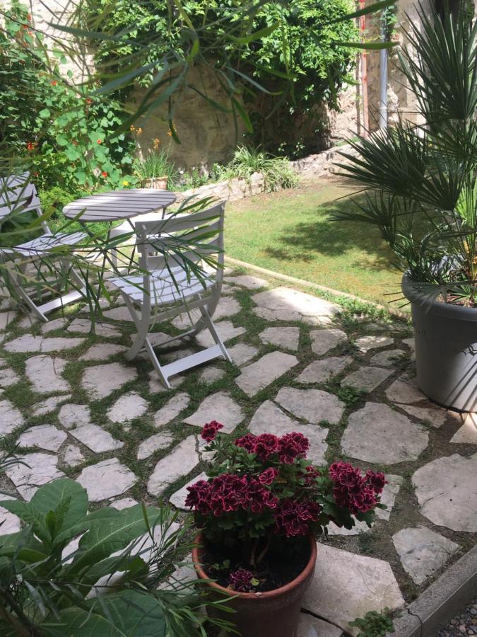 Chambre Sur Jardin Secret - Avignon Centre - Climatisee Luaran gambar