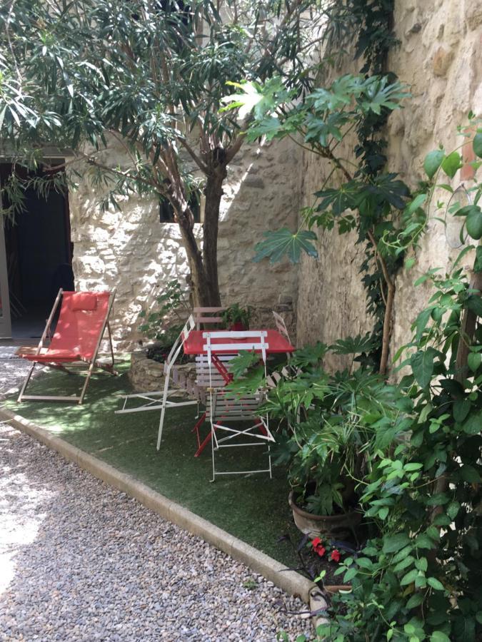 Chambre Sur Jardin Secret - Avignon Centre - Climatisee Luaran gambar